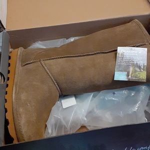 Bearpaw Boots